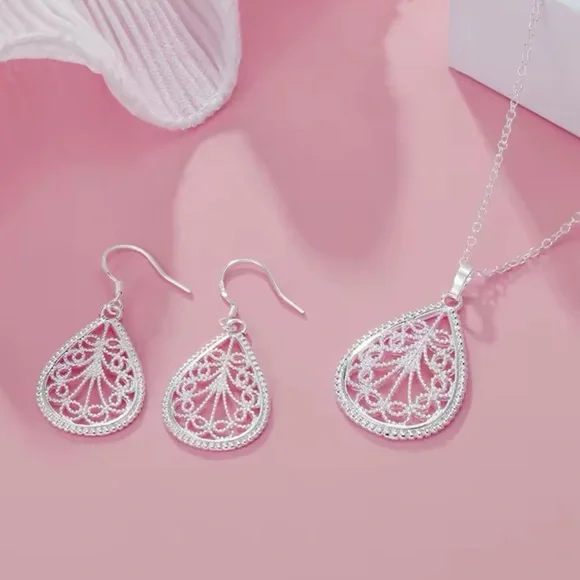 Sterling Silver Necklace Earrings Set - Picture 1 of 1